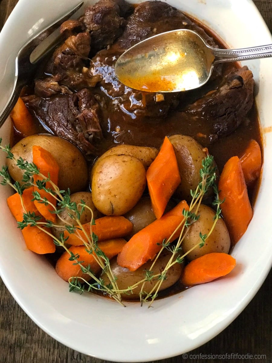 Instant Pot Beef Pot Roast With Potatoes & Carrots