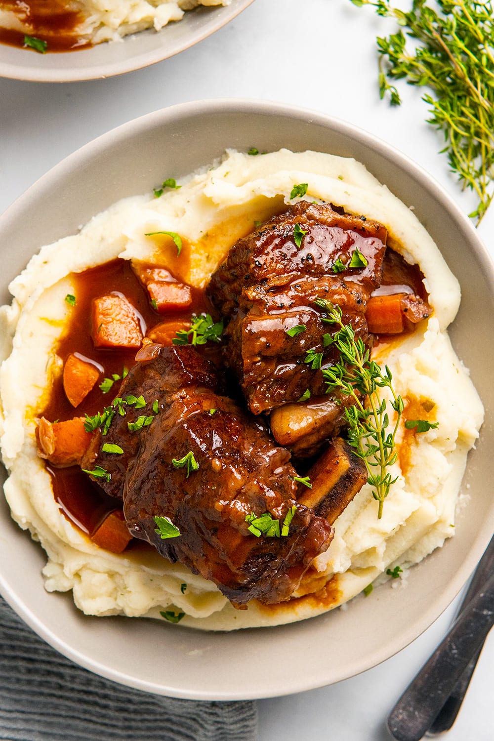 Instant Pot Beef Short Ribs With Red Wine & Garlic