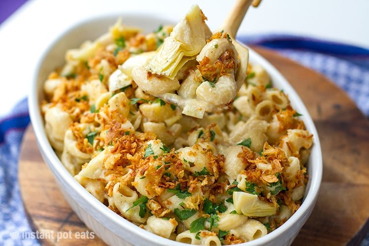 Vegan Mac'n'Cheese With Artichokes