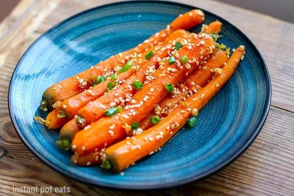 Honey soy carrots