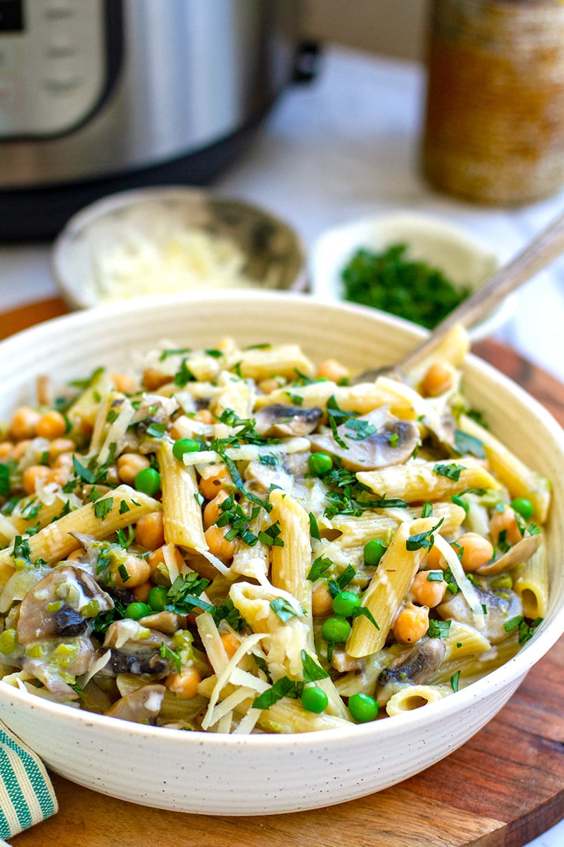 creamy Instant Pot mushroom and chickpea pasta