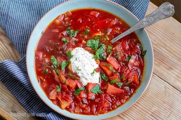 Instant Pot Borscht Soup With Beets & Cabbage