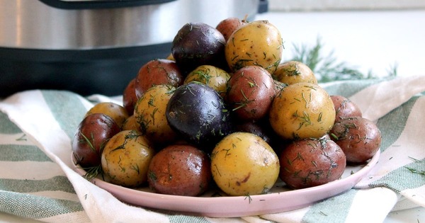 Instant Pot Baby Potatoes With Dill & Butter