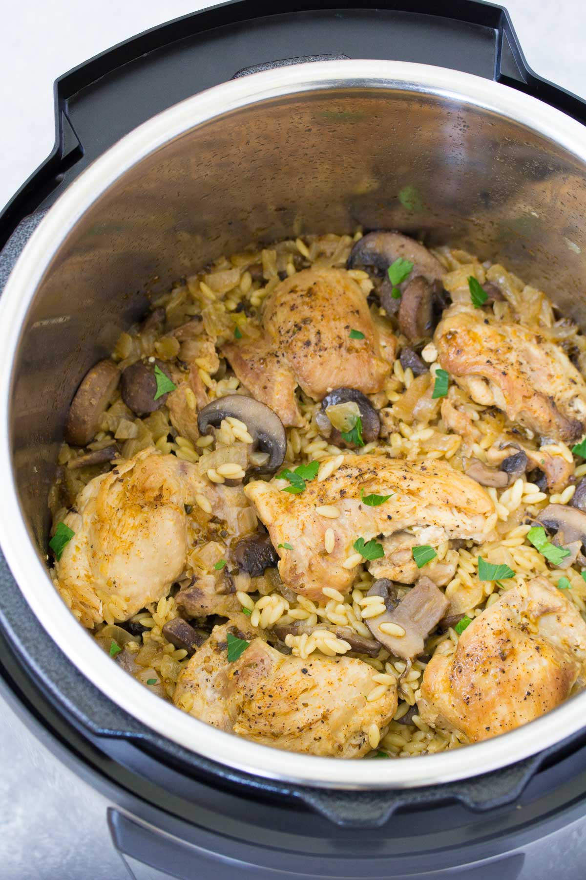 Instant Pot Chicken and Mushrooms