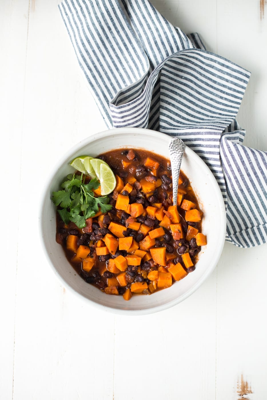 5-Ingredient Black Bean Sweet Potato Chili