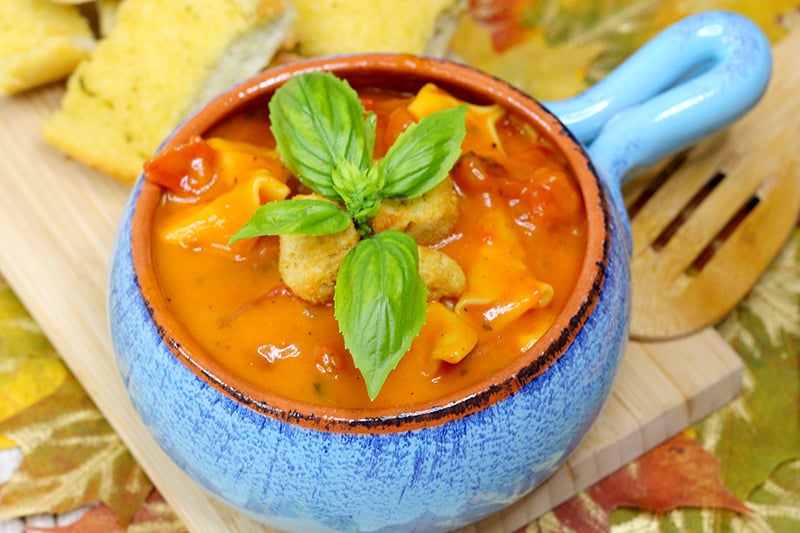 Tomato Basil Tortellini Soup