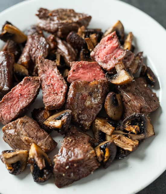 Air Fryer Steak Bites With Mushrooms