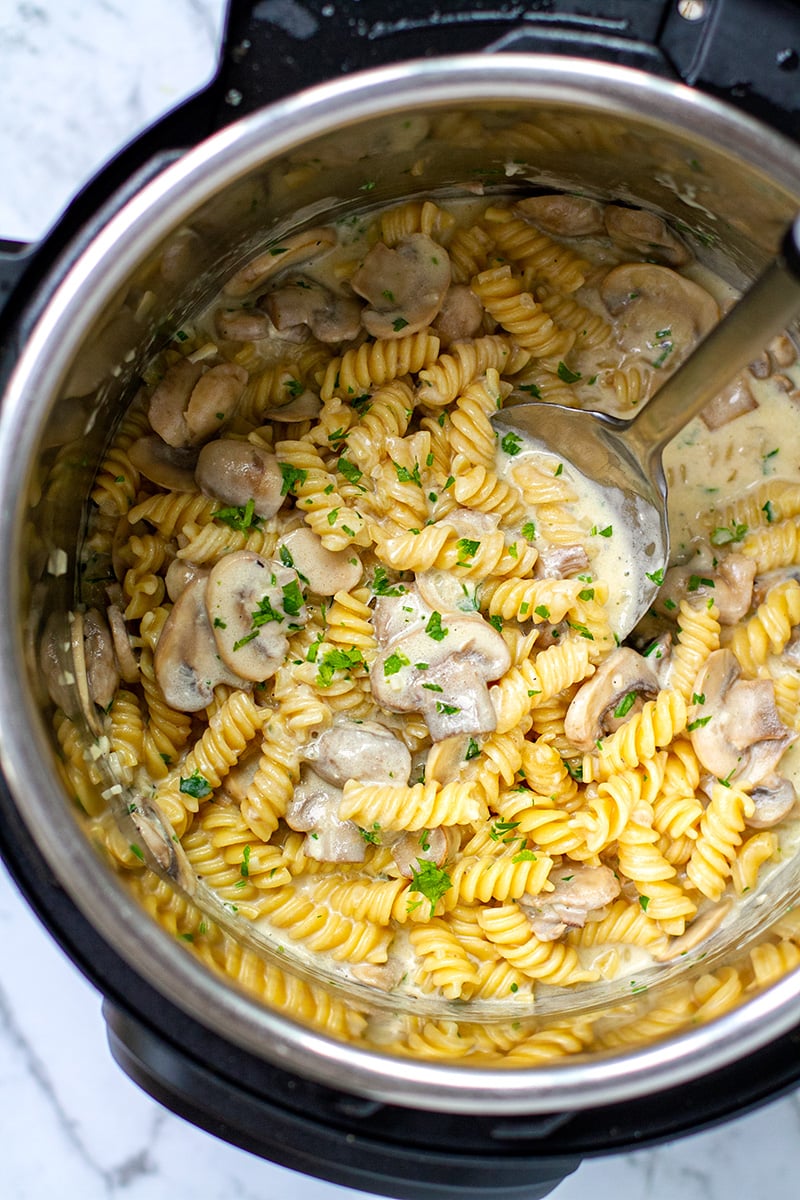 Creamy Garlic Mushroom Pasta