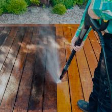 fence and deck cleaning
